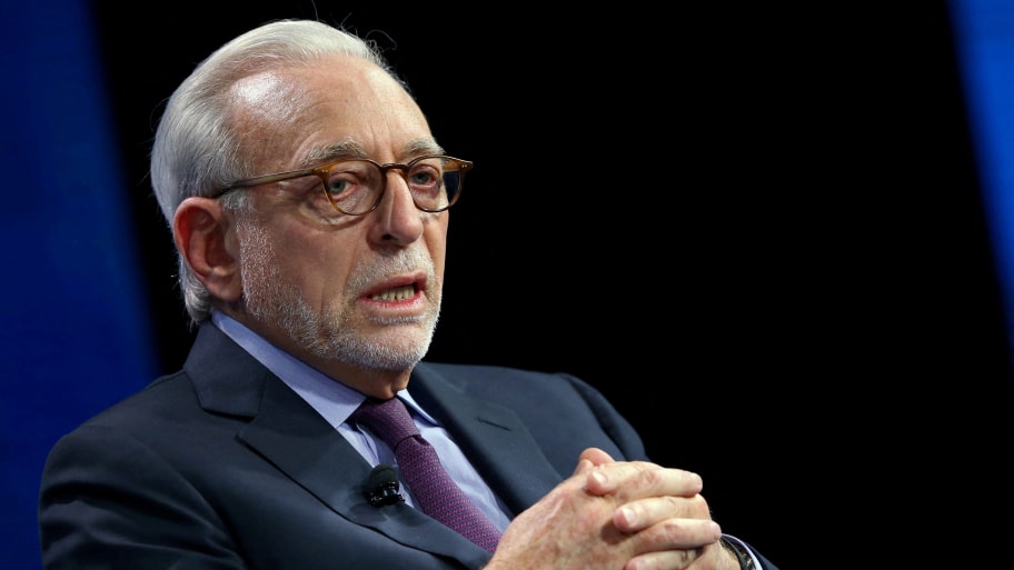 Trian Partners founder Nelson Peltz speaking at a conference in 2016.