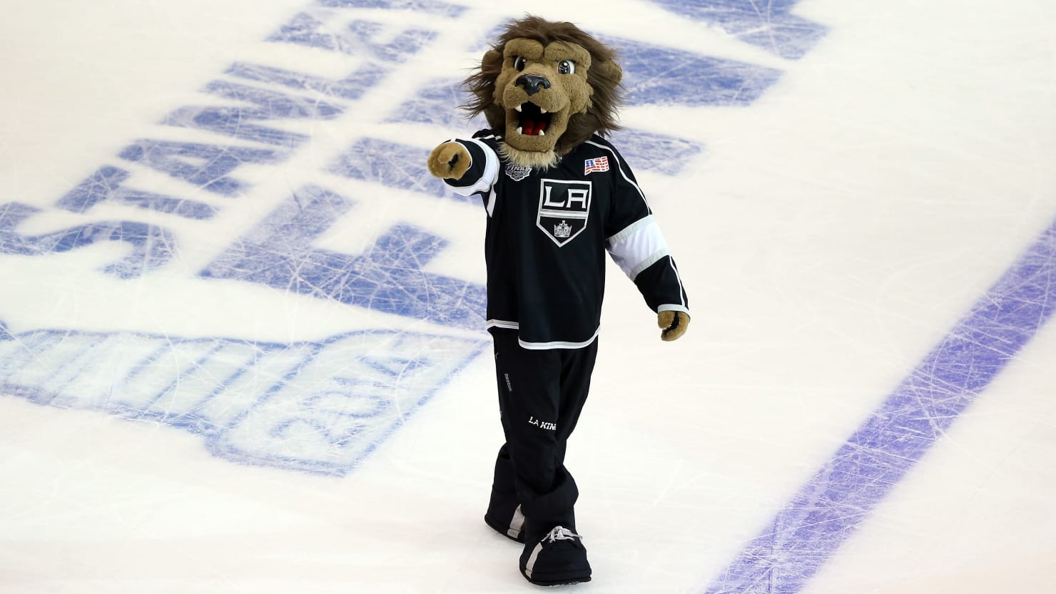 Lawsuit alleges inappropriate behavior by L.A. Kings' mascot