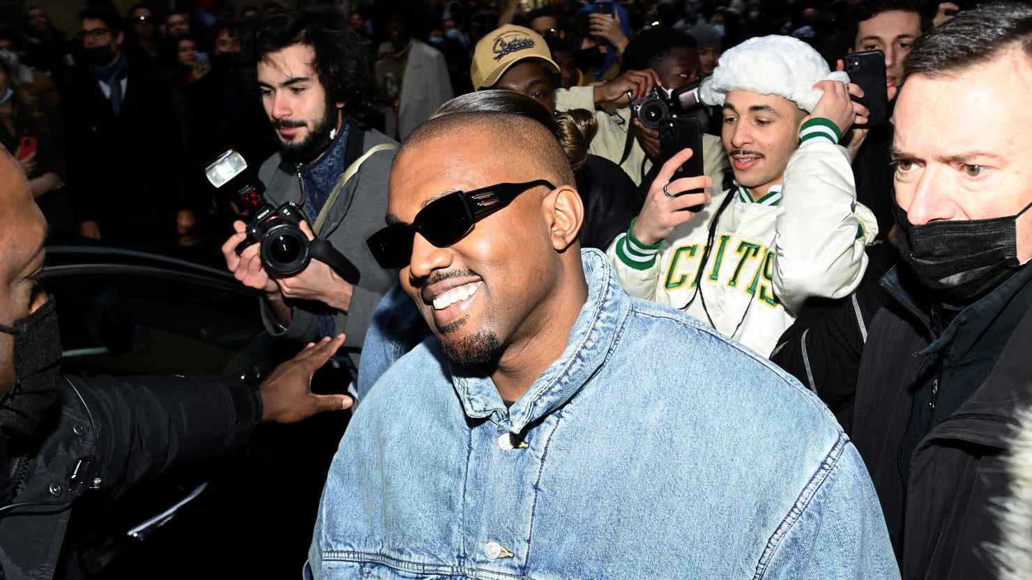 Australia Tells Kanye West That He Can Come Tour, But Only If He’s