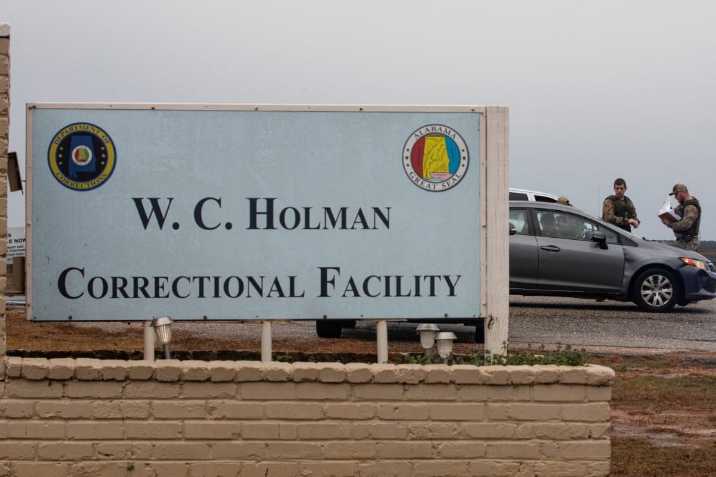 Vehicles are inspected by law enforcement at the Holman Correctional Facility gate before the scheduled execution by asphyxiation using pure nitrogen, of Kenneth Smith. Jan. 25, 2024.