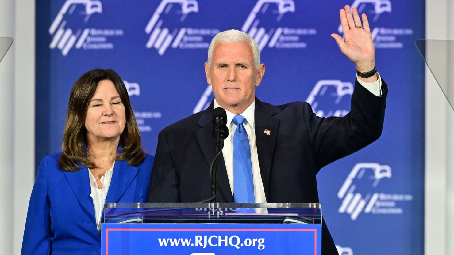 Mike Pence Makes Surprise Exit From 2024 Race at the Republican Jewish Coalition in Las Vegas - The Daily Beast