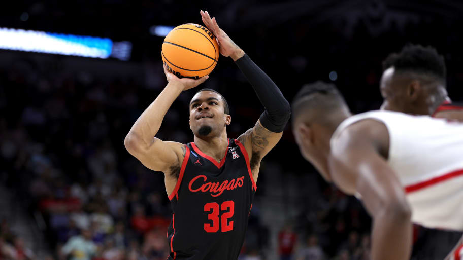 Reggie Chaney #32 of the Houston Cougars shoots a free throw against the Arizona Wildcats during the first half in the NCAA Men's Basketball Tournament Sweet 16 Round.