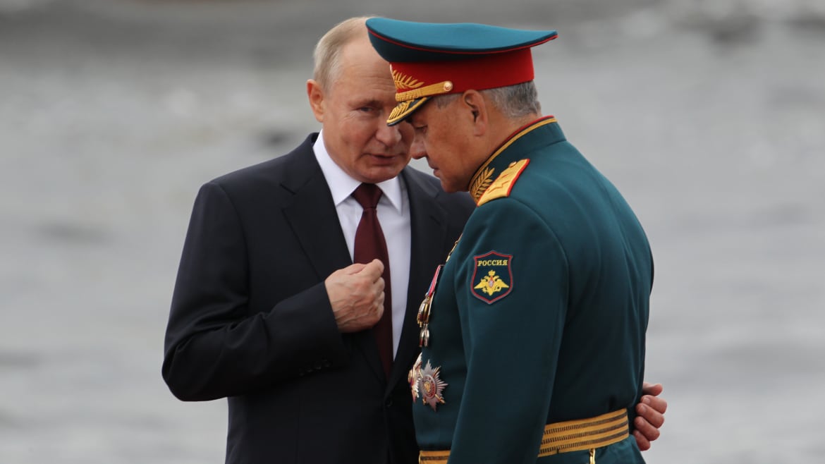 Russia’s New Excuse for War Failures: We’re Doing It ‘on Purpose’