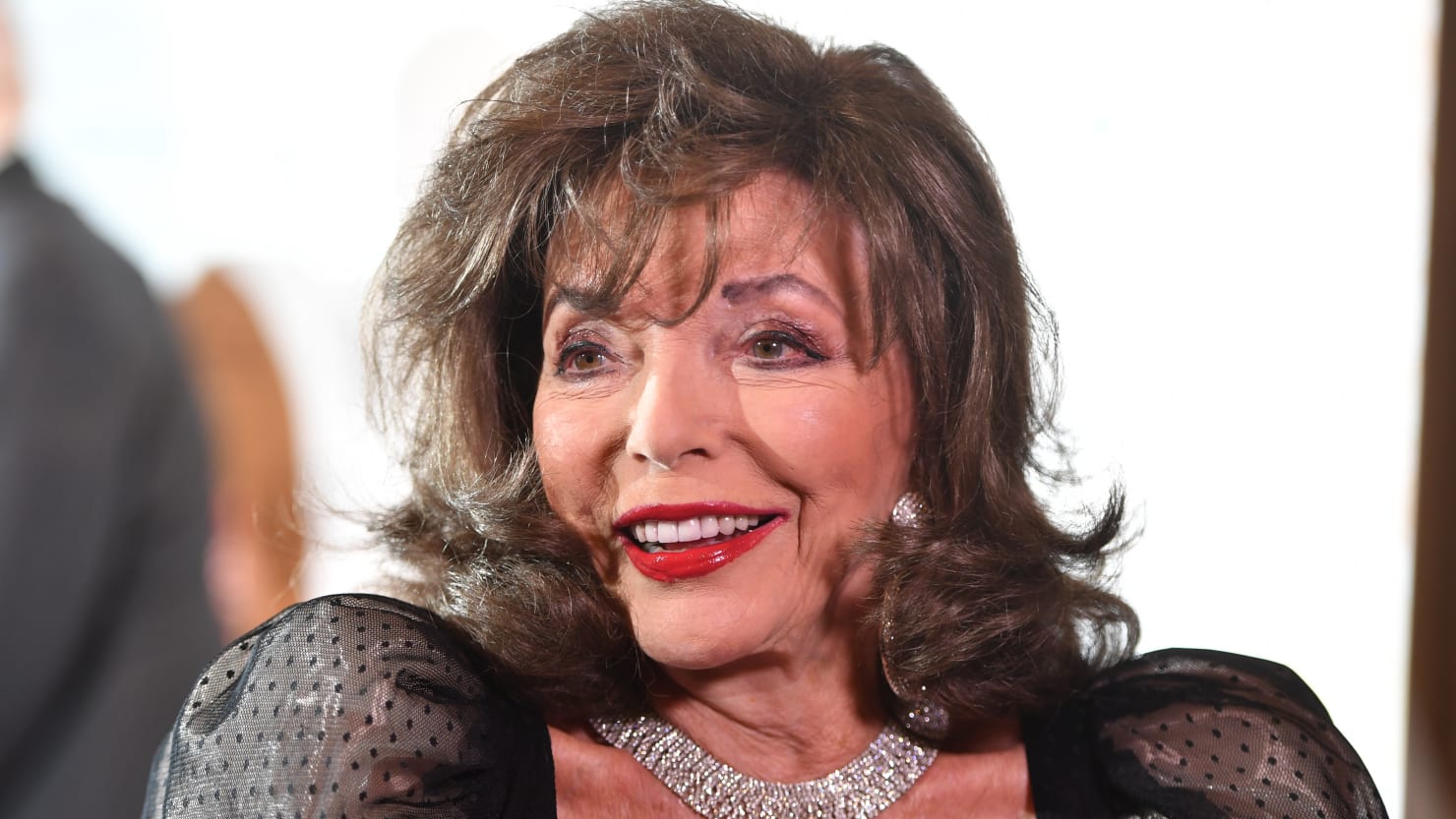 Actress Joan Collins Accuses Her First Husband Maxwell Reed of Rape and ...