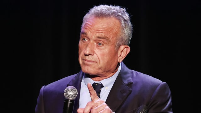 Robert F. Kennedy Jr. speaks at a Hispanic Heritage Month event.