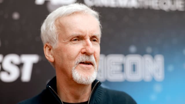 Photo of James Cameron on a red carpet. 