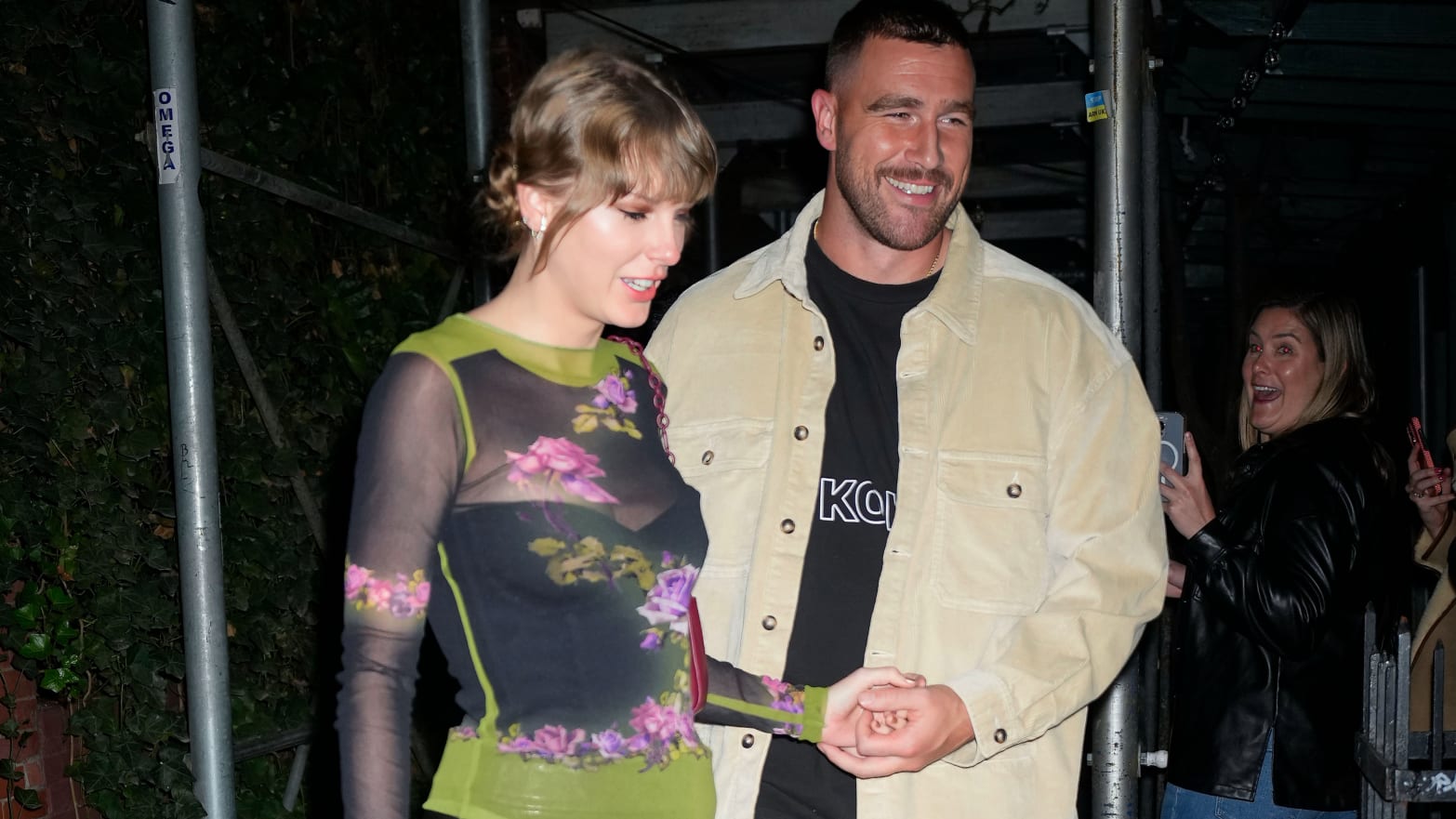 Taylor Swift and Travis Kelce have dinner at Waverly Inn on October 15, 2023 in New York City. 
