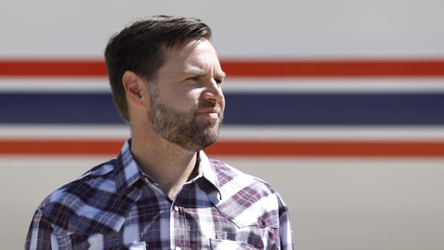 J.D. Vance raised a toast at the southern border with Diet Mountain Dew.