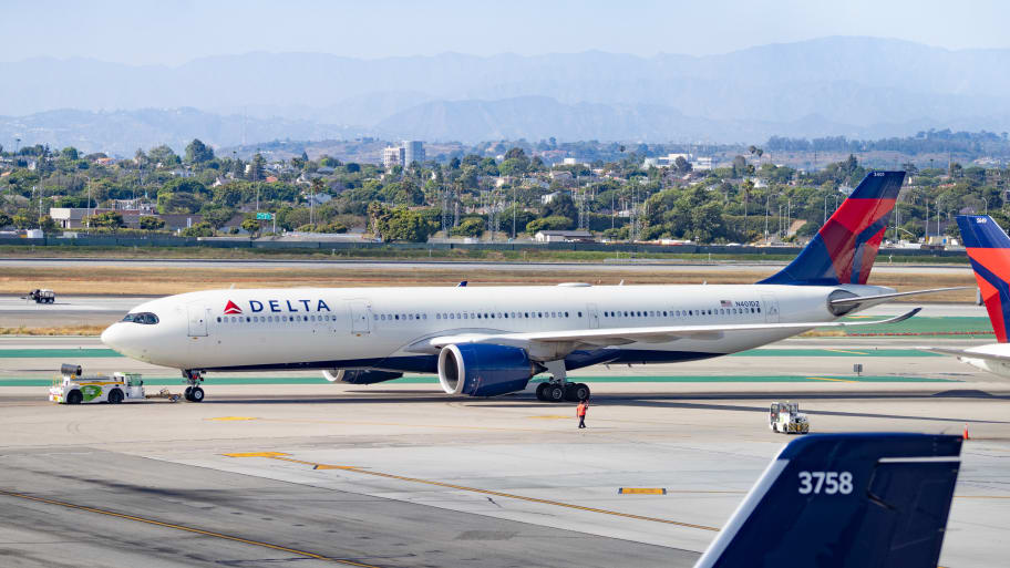 A Delta Airlines Airbus at LAX.