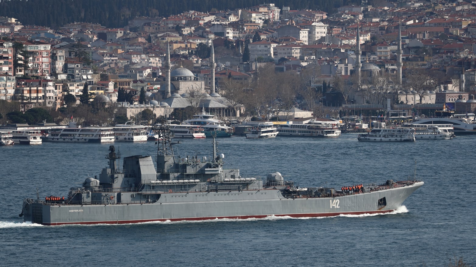 Russian Navy's large landing ship Novocherkassk sets sail in Bosphorus