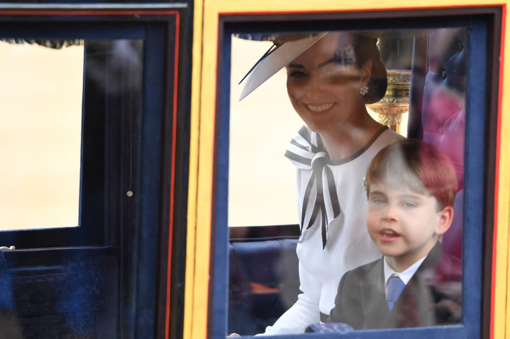2024 年 6 月 15 日，威尔士王妃凯瑟琳和路易王子出席在英国伦敦举行的皇家军队阅兵式，以纪念查尔斯国王的官方生日。