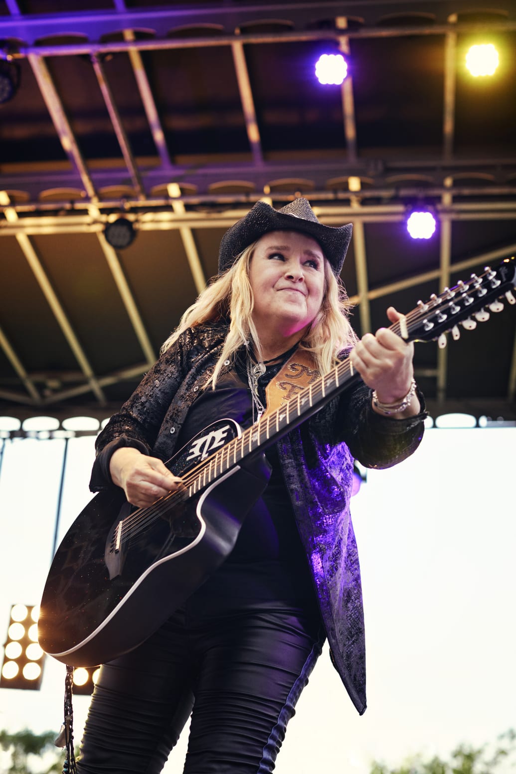 Melissa Etheridge in Melissa Etheridge: I’m Not Broken.