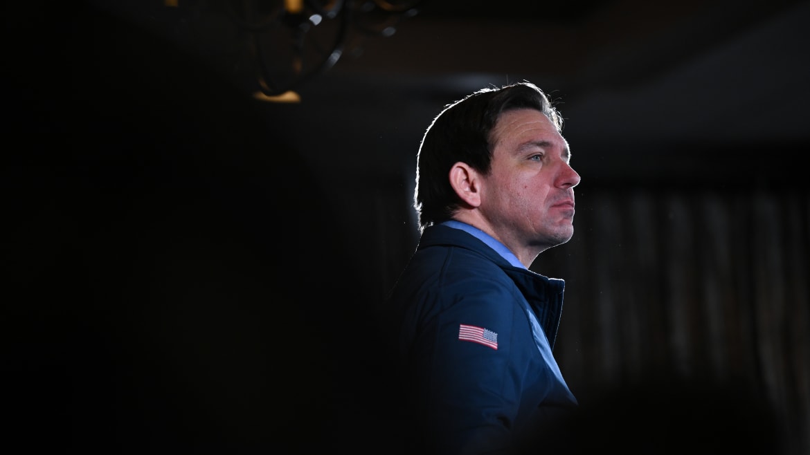 DeSantis Drops Out and Endorses Trump in Taped Message