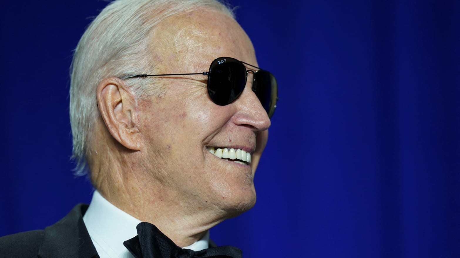 U.S. President Joe Biden wears Aviator sunglasses during the annual White House Correspondents Association Dinner in Washington, U.S., April 29, 2023. 