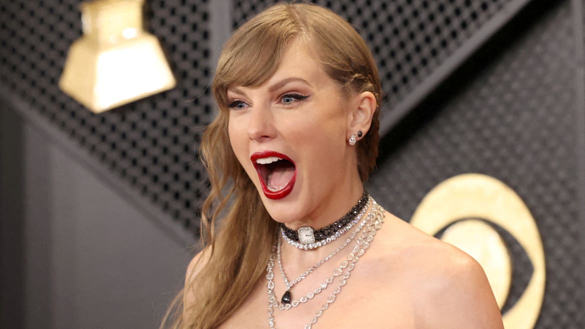 Taylor Swift Is ‘Completely Overwhelmed’ at Historic Album Debut