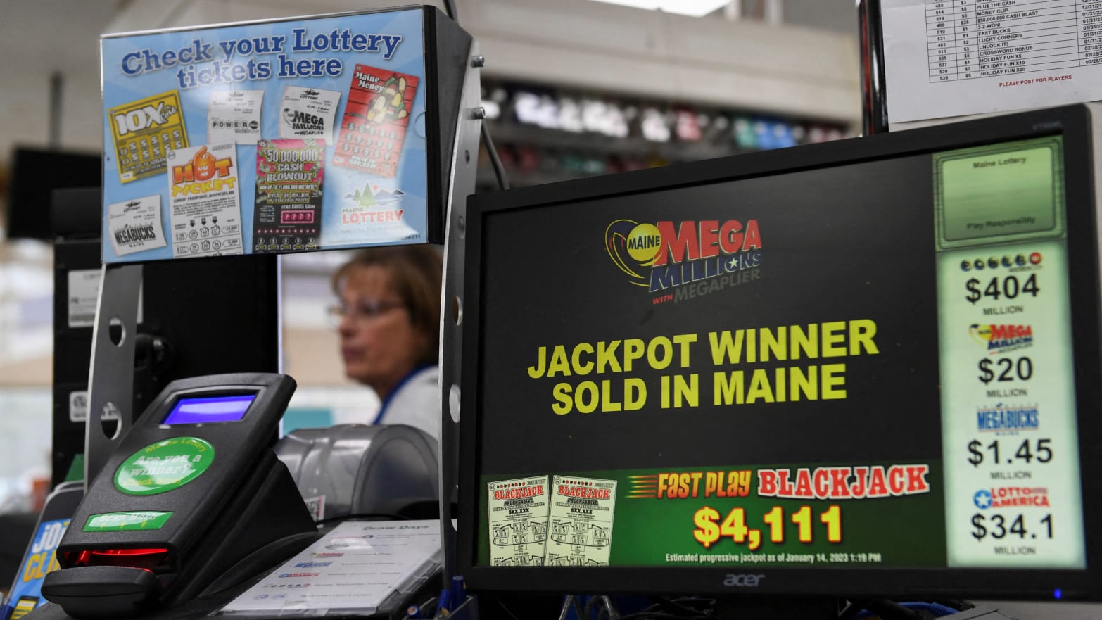 A photo of a lottery terminal at Hometown Gas & Grill, where John Doe won his $1.35 billion prize.