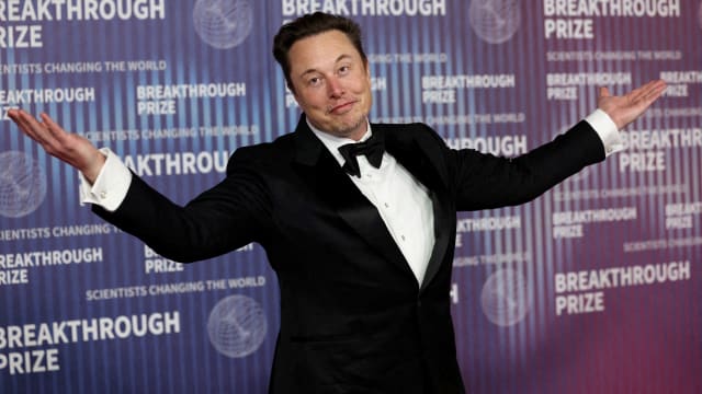 Tesla shareholders voted to approve Musk’s giant pay package—but how could he spend the money?