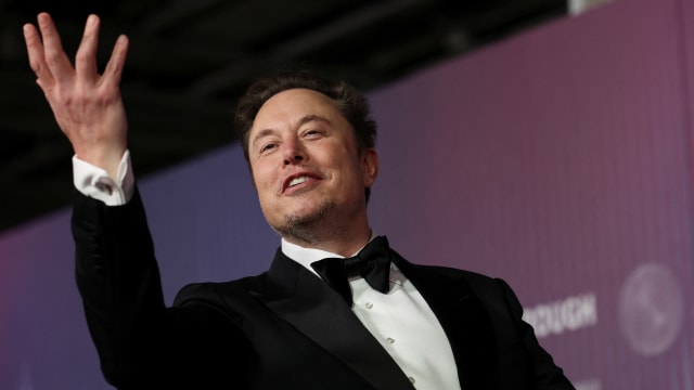 Elon Musk’s bid to keep videos of the alleged stabbing of a bishop in Australia available on X is being supported by the victim of the attack, an X lawyer said. 