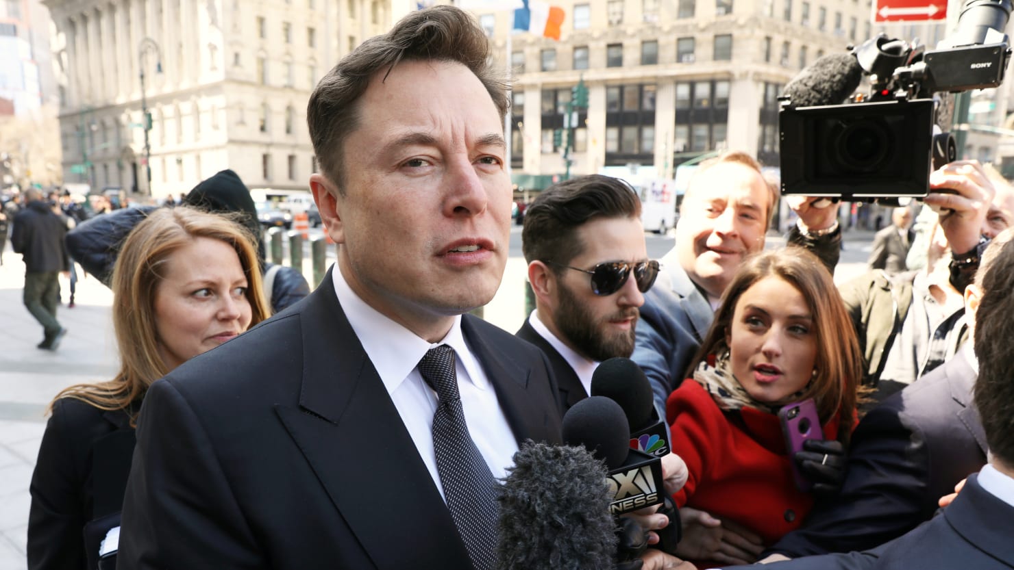 Elon Musk, cofounder of the artificial intelligence firm OpenAI, once again publicly griped about the startup’s direction on Wednesday, weeks after 