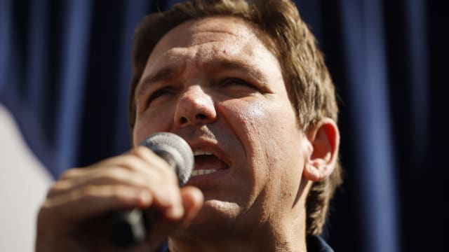 A picture of Florida Governor Ron DeSantis. Documents recently posted online by a firm owned by the chief strategist of DeSantis’ super PAC, Never Back Down, revealed somewhat embarrassing advice guiding him as he preps for the GOP presidential debate.