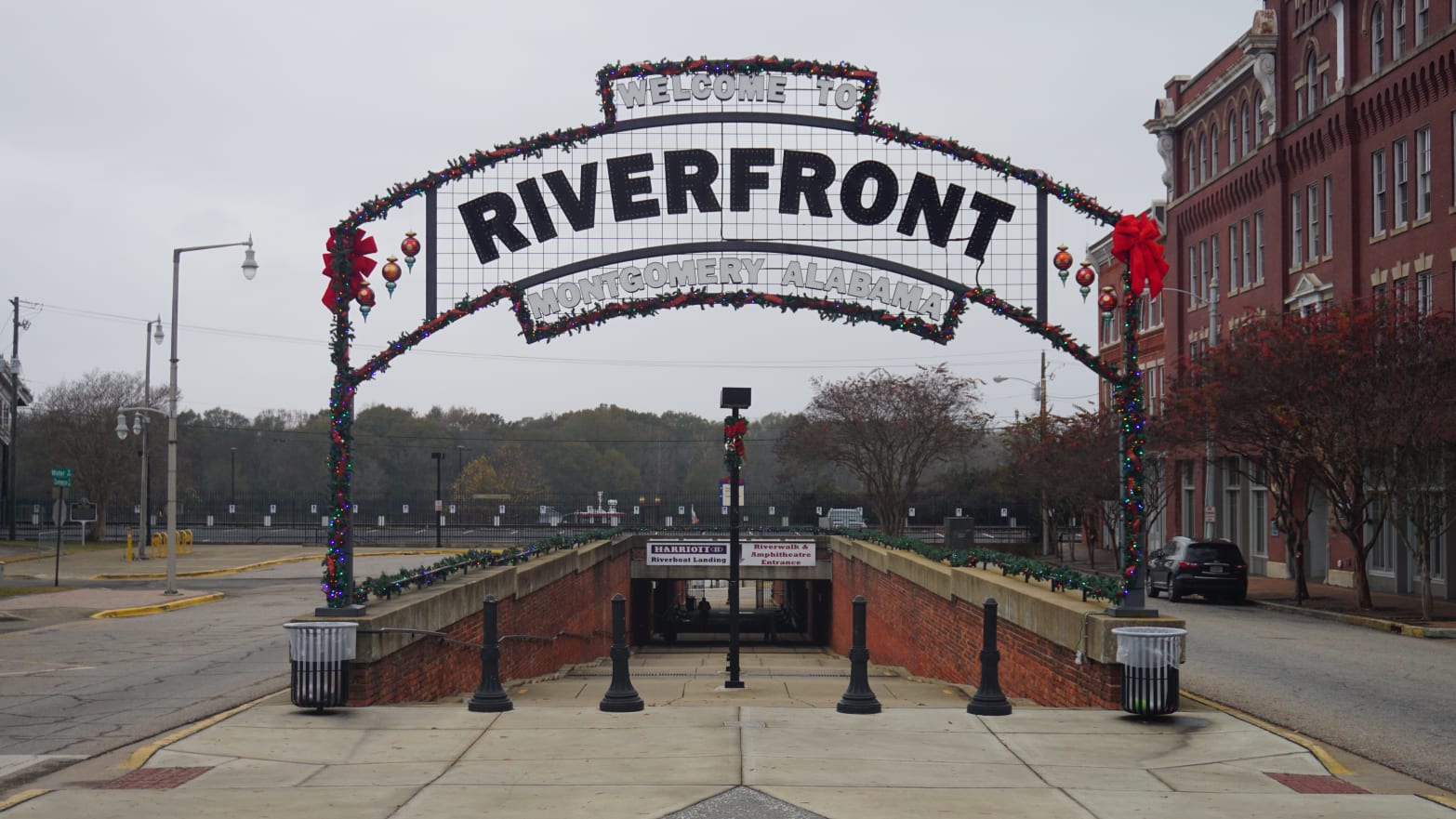 Riverfront Park dock
