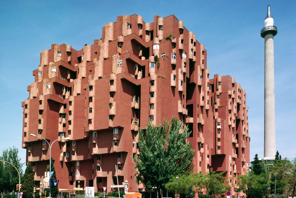 A photograph of the exterior of Walden 7 outside of Barcelona by architect Ricardo Bofill.