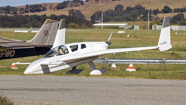 Photo of a Cozy MK IV four-seat plane.