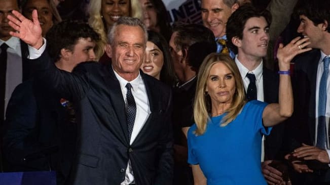 Robert F. Kennedy Jr., with his wife Cheryl Hines