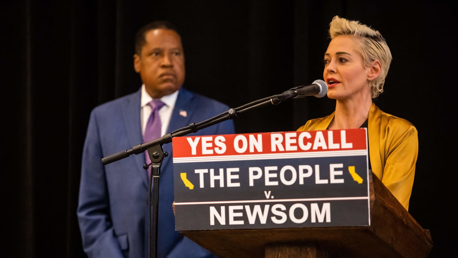 Rose McGowan Slams Gavin Newsom, wife, Democrats at the Larry Elder campaign event in California
