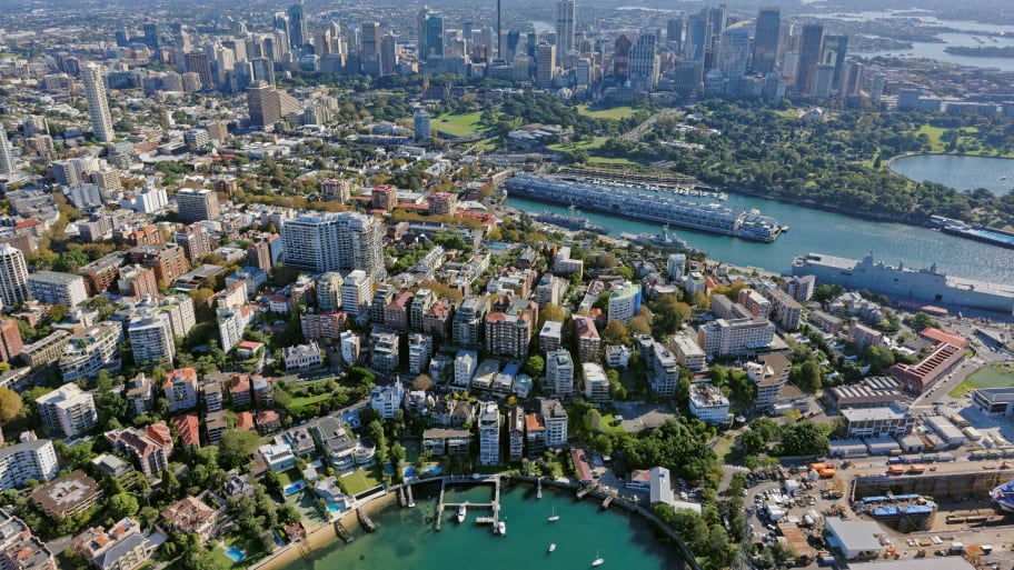 Elizabeth Bay looking west towards Sydney CBD.