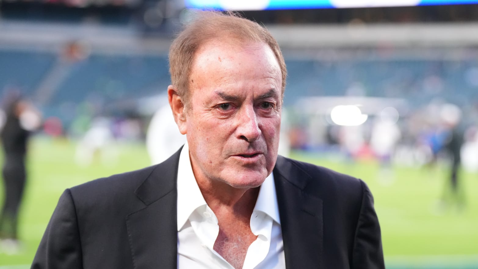 Al Michaels prior to a September 2023 game between Philadelphia and Minnesota.