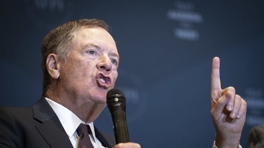 Former U.S. Trade Representative Robert Lighthizer speaks during a panel discussion on the economy during the America First Agenda Summit, at the Marriott Marquis Hotel on July 26, 2022 in Washington, DC.