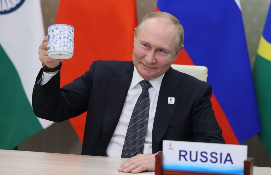 Vladimir Putin'i Bitirebilecek Rus 'Başına Çekiç'