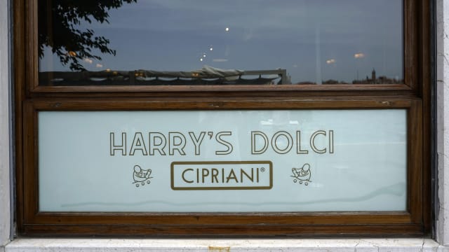 Shop window of Harry's Dolci Restaurant. Fondamenta di San Biagio. Giudecca. Venice.