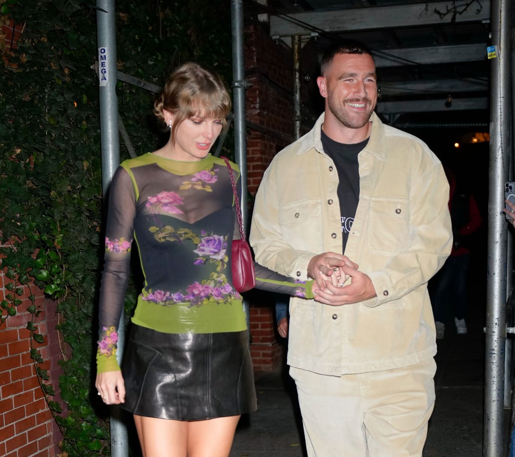 Taylor Swift and Travis Kelce have dinner at Waverly Inn on October 15, 2023 in New York City. 