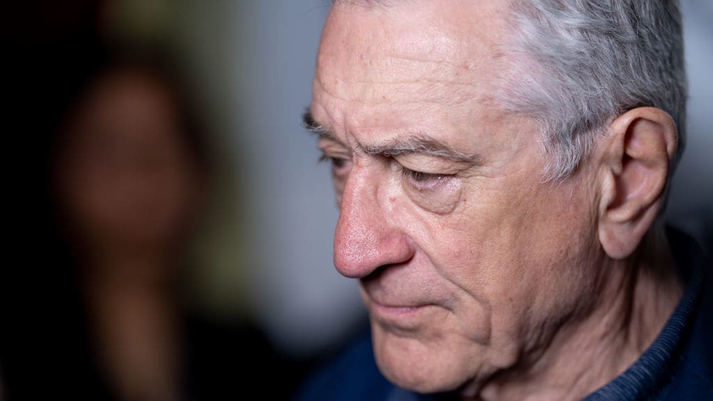 Robert De Niro Chews Out Ex-Assistant on the Witness Stand