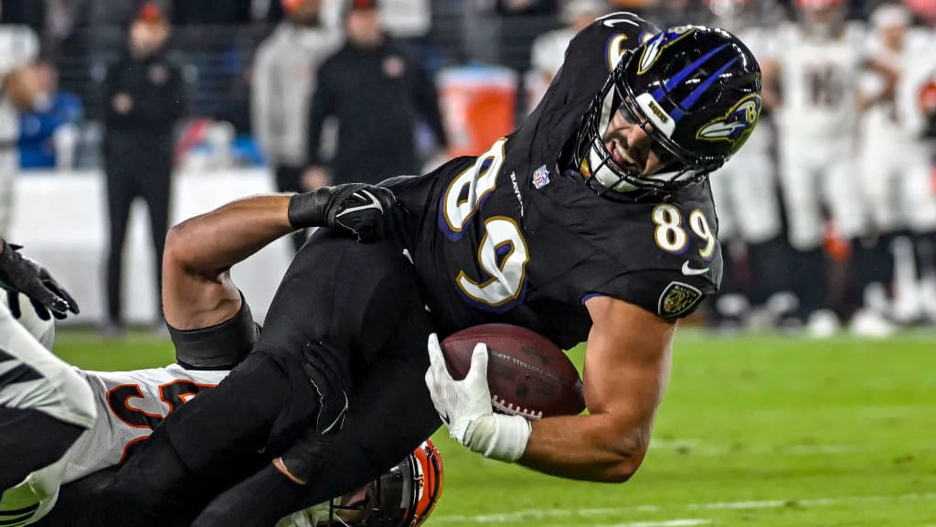 Baltimore Ravens tight end Mark Andrews is injured with a fractured tibia after being tackled by Cincinnati Bengals linebacker Logan Wilson.