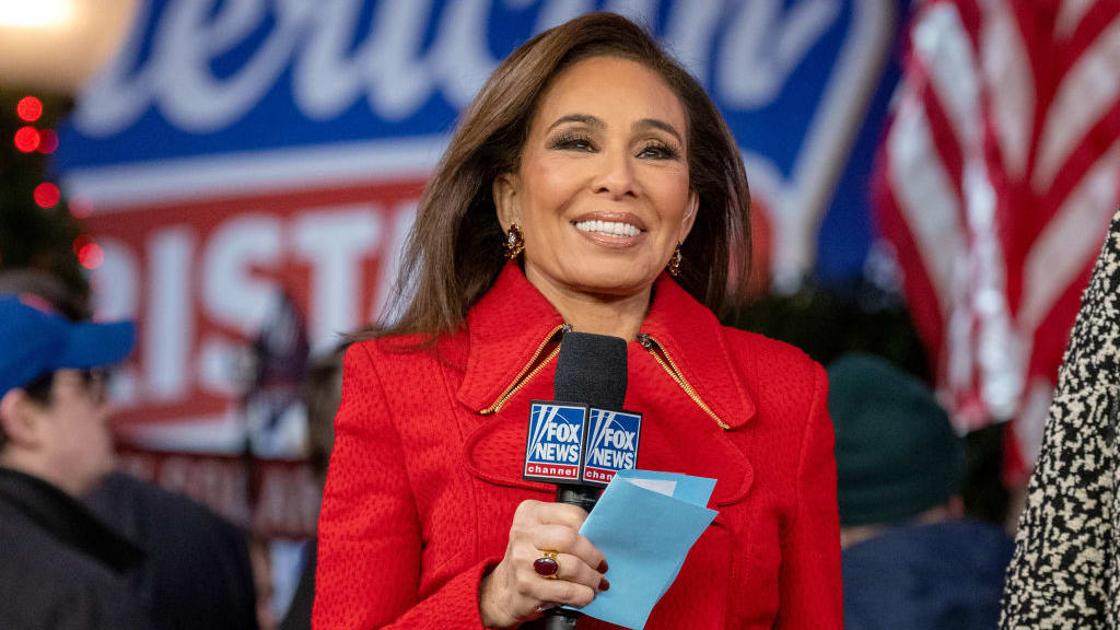 Jeanine Pirro’s Wild Conspiracy Theories Should Keep Her Off the Air, Fox News Producer Warned in Email