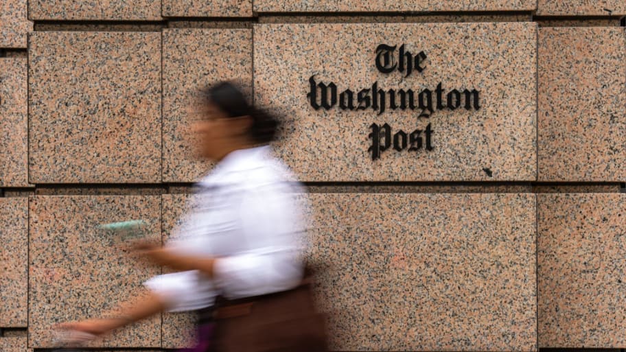 The Washington Post has published an investigation about alleged ties between its incoming top editor Robert Winnett and a self-described “thief” John Ford. 