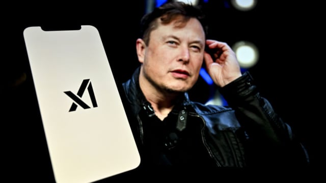 An illustration depicting 'xAI' on a phone screen alongside a photo of Elon Musk.