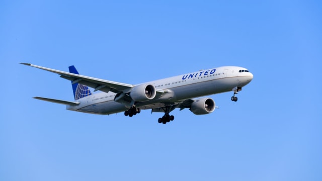 A United Airlines flight between Frankfurt and San Francisco turned back after one of the Boeing 777’s toilets began overflowing, reports say. 