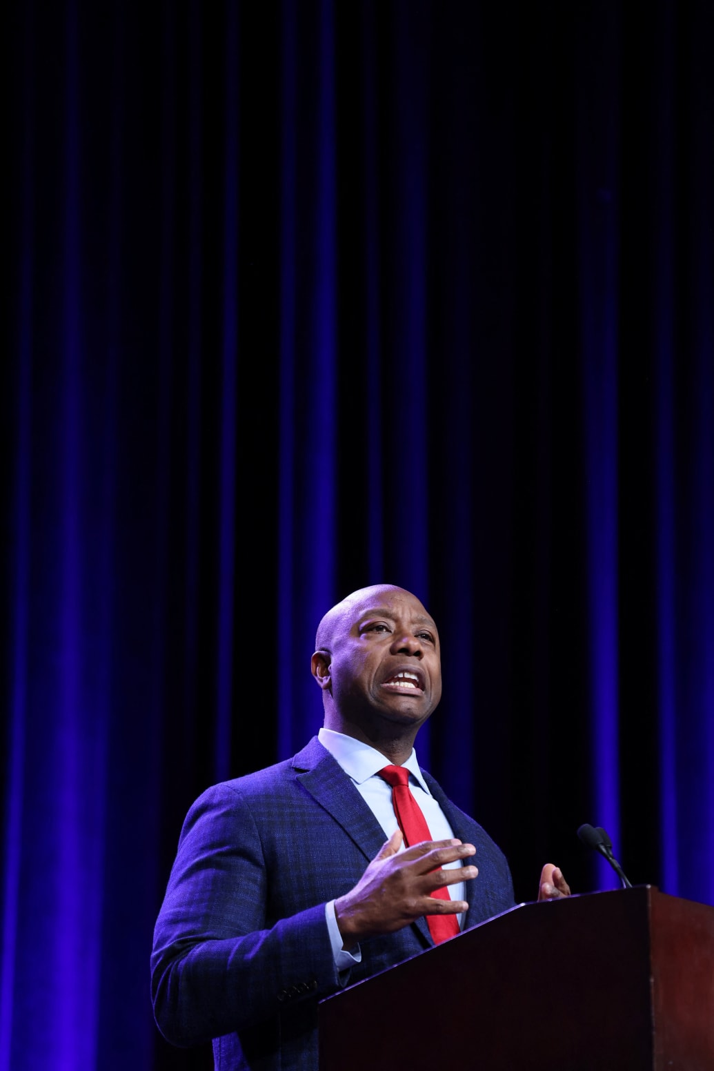 U.S. Senator and Republican presidential candidate Tim Scott (R-SC)  speaks at the Republican Party of Iowa's Lincoln Day Dinner in Des Moines, Iowa