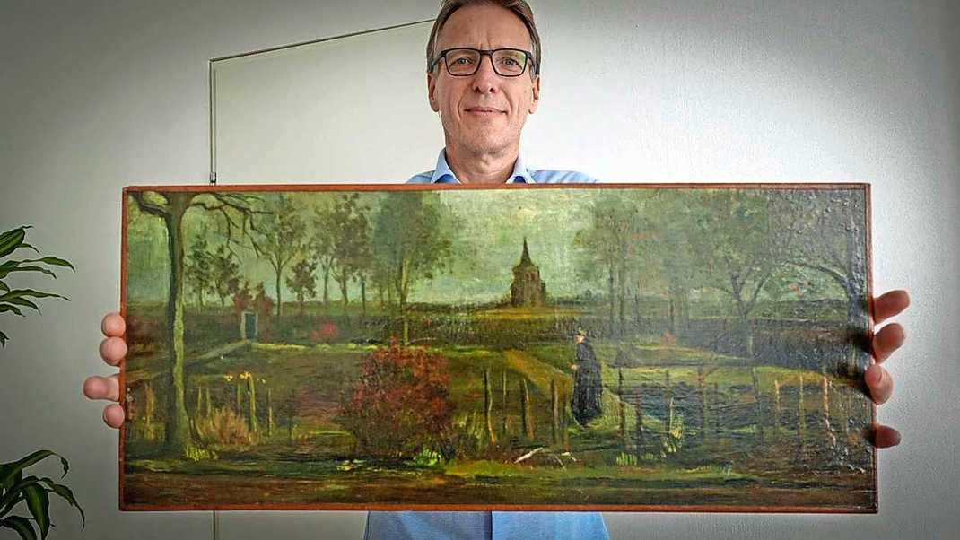 Art Detective Recovers Stolen Van Gogh Masterpiece—Wrapped in an IKEA Bag