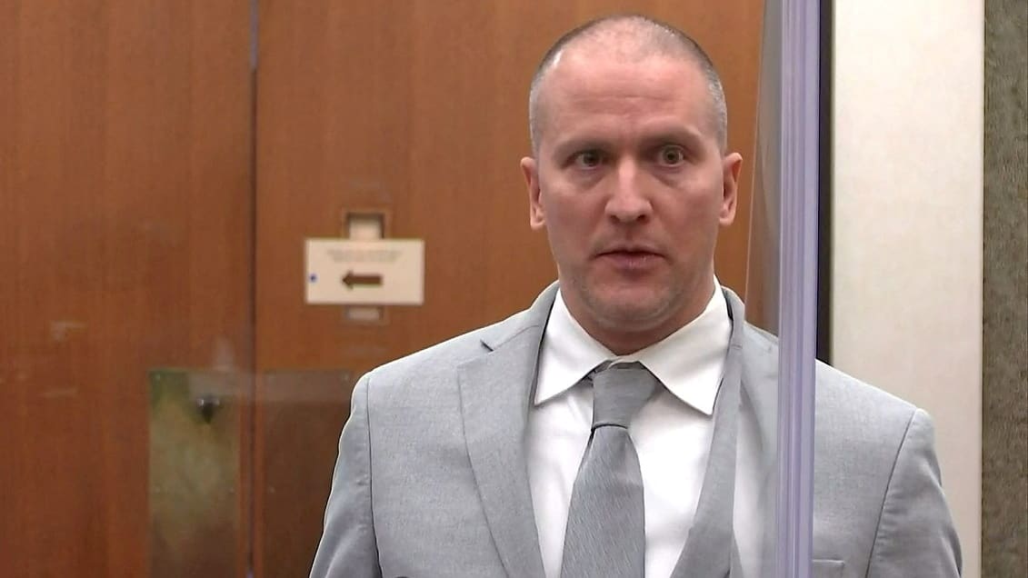 John Turscak, le détenu qui a poignardé Derek Chauvin 22 fois, accusé de tentative de meurtre