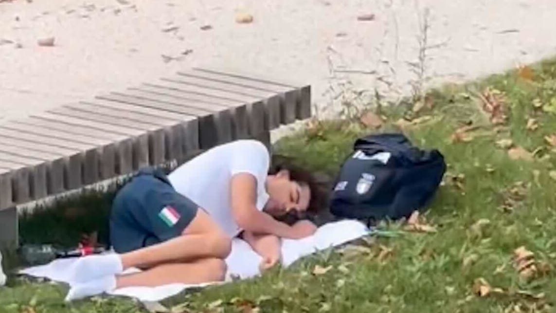 Gold Medalist Who ‘Couldn't Sleep’ in Olympic Village Caught Napping in Paris Park