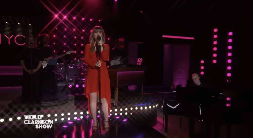 Screenshot of Kelly Clarkson performing on her talk show