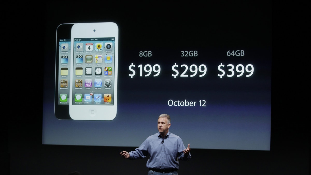 Apple Unveils Iphone 4s And Disappoints