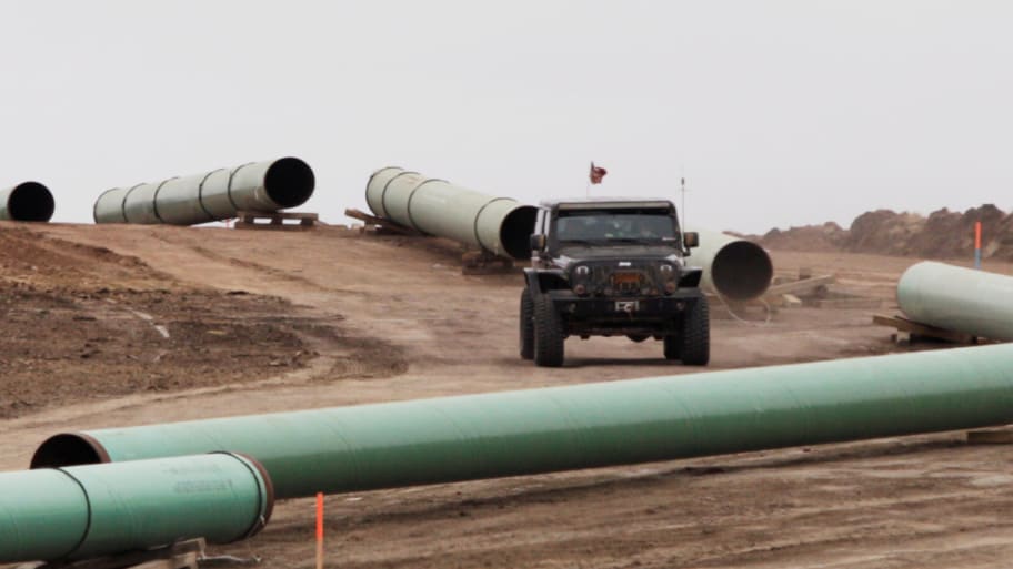 Army Corps Ordered To Issue Last Dakota Access Pipeline Permit