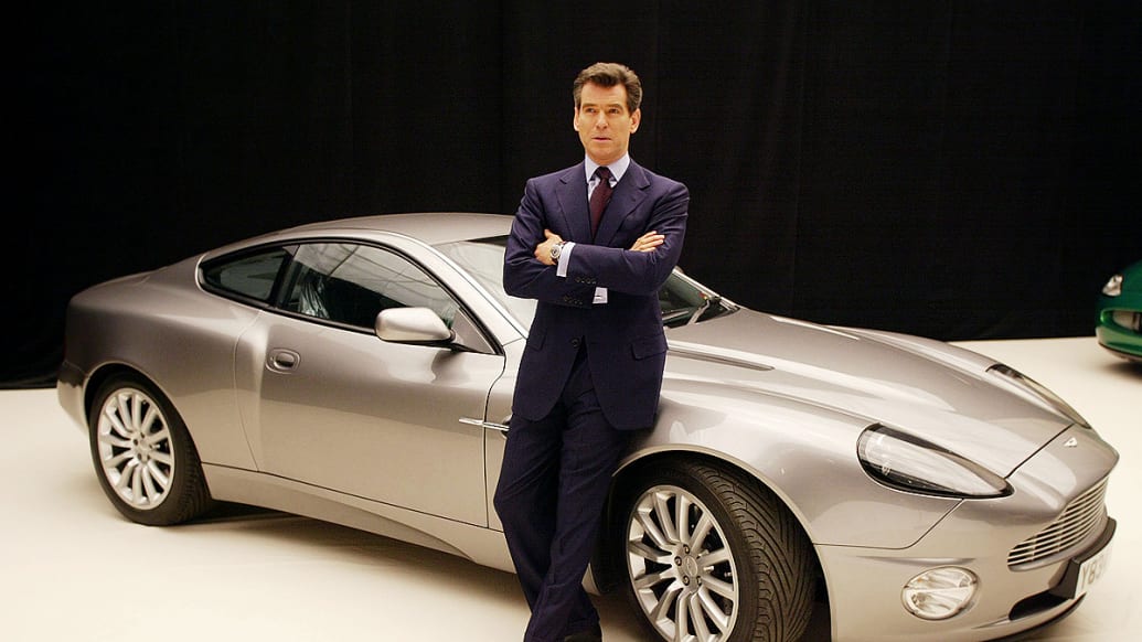 Aston Martin DB5, BMW Z8, Lotus Esprit: 10 Coolest James Bond Cars