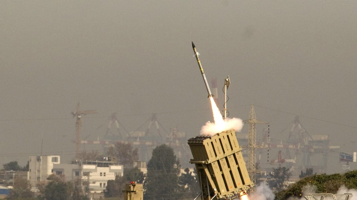 4 Sistem Pertahanan Militer Israel Mampu Tangkal Misil-Drone Iran